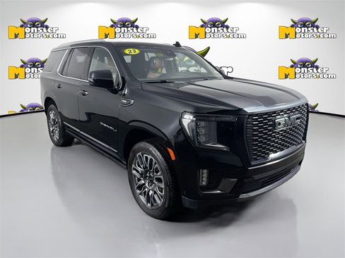 Used 2023 GMC Yukon Denali Ultimate image 3