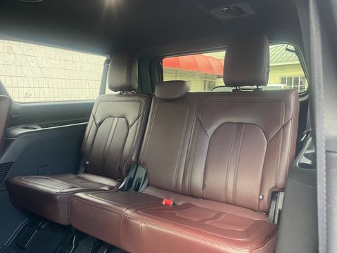 Used 2024 Ford Expedition Max Limited AWD/4WD image 14