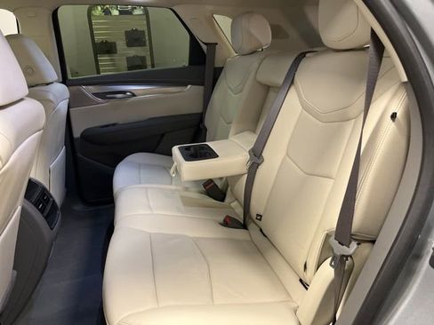 Certified 2023 Cadillac XT5 Premium Luxury image 19