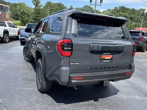 New 2026 Toyota 4Runner SR5 RWD image 5
