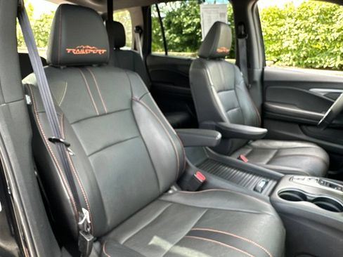 Used 2023 Honda Passport TrailSport image 28