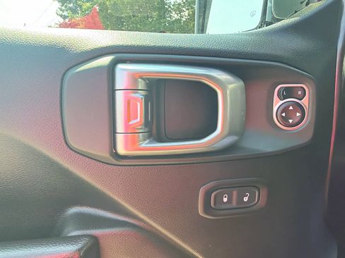 Used 2020 Jeep Wrangler Unlimited Sport AWD/4WD image 20