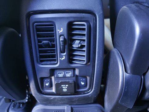 Used 2022 Dodge Durango GT AWD/4WD image 16