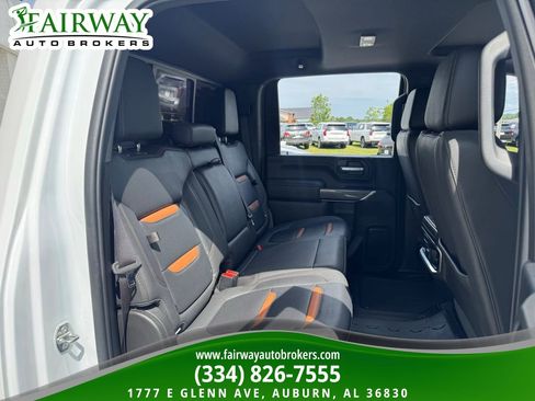 Used 2023 GMC Sierra 2500 AT4 w/ AT4 Premium Plus Package AWD/4WD image 13