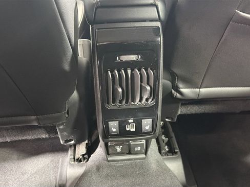 Used 2022 Jeep Compass Limited w/ Elite Group AWD/4WD image 28