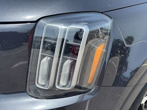 Used 2025 Kia Telluride S FWD image 26