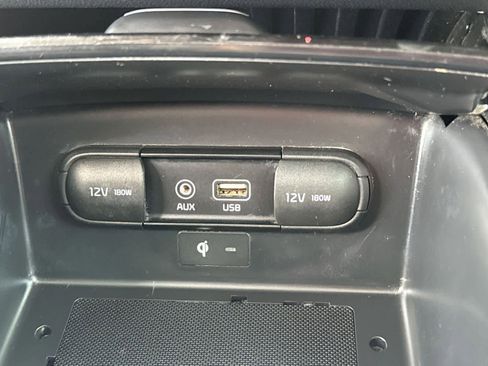 Used 2019 Kia Sorento SX image 23