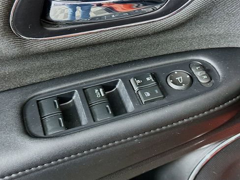 Used 2020 Honda HR-V EX image 18