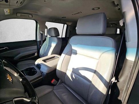 Used 2019 Chevrolet Suburban LT w/ Off-Road Package image 17