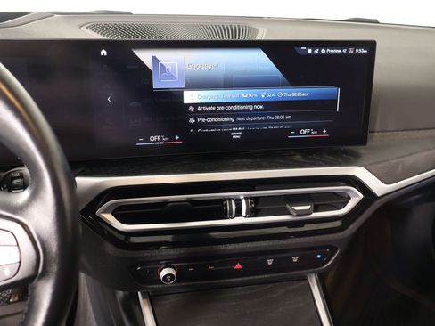 Used 2023 BMW i4 eDrive35 w/ Premium Package image 5