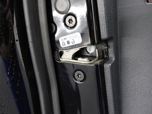 Used 2023 Ford Expedition Max Limited image 41