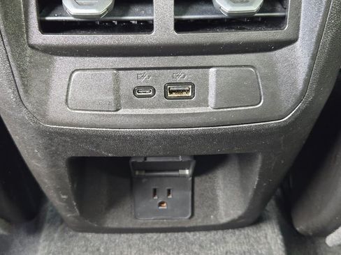 Used 2023 Chevrolet Colorado ZR2 w/ ZR2 Convenience Package III AWD/4WD image 19