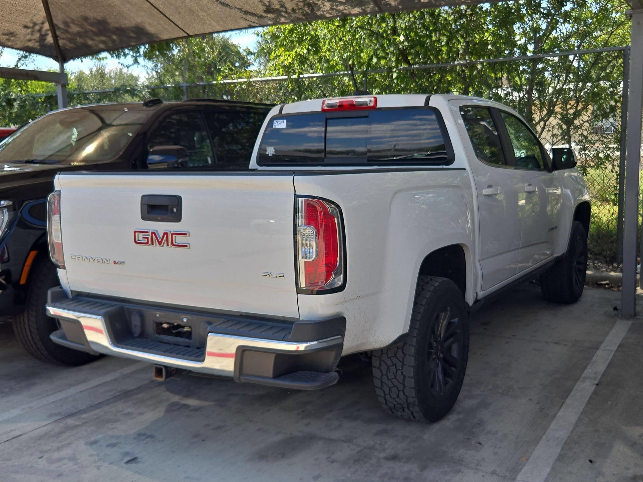 Used 2020 GMC Canyon SLE w/ Elevation Edition RWD image 6