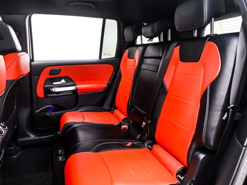 New 2026 Mercedes-Benz GLB 250 image 8
