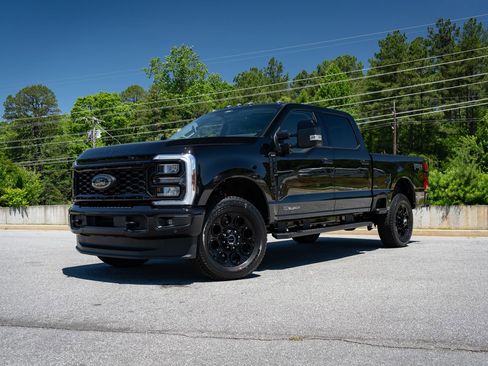 New 2026 Ford F350 Lariat w/ Black Appearance Package AWD/4WD image 3