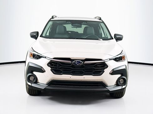 Used 2024 Subaru Crosstrek 2.0i Premium image 2