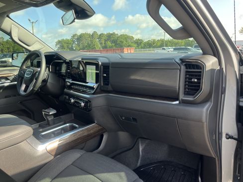 Used 2025 GMC Sierra 1500 Elevation RWD image 16