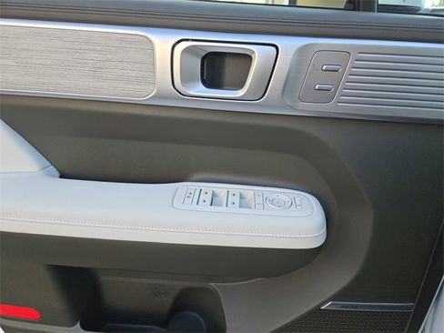 New 2025 Hyundai Santa Fe Calligraphy image 15