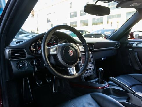 Used 2008 Porsche 911 Carrera image 4