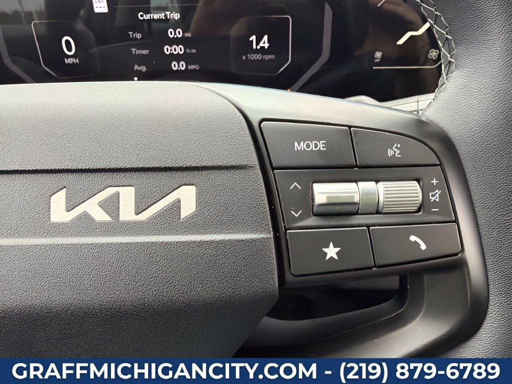 Used 2025 Kia K4 EX FWD image 24