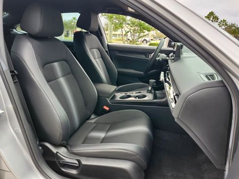 Used 2025 Honda Civic Sport image 18