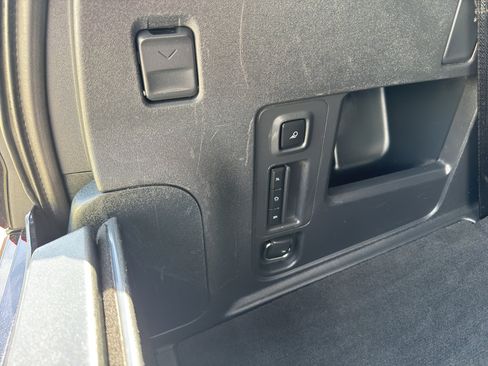 Certified 2025 Ford Expedition Active AWD/4WD image 21