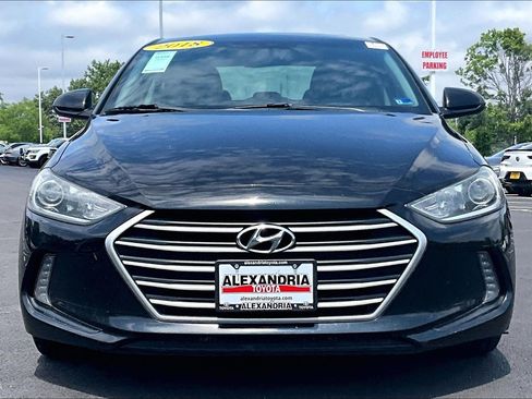 Used 2018 Hyundai Elantra Value Edition FWD image 3