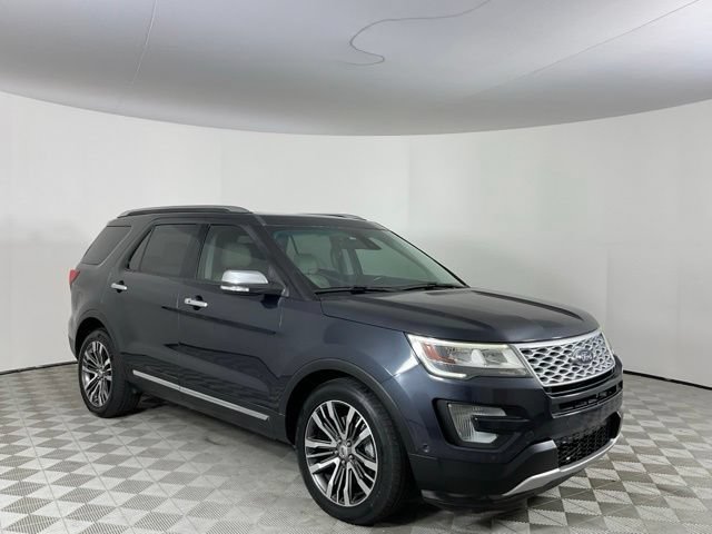 Used 2017 Ford Explorer Platinum AWD/4WD image 5