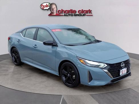 Used 2024 Nissan Sentra SR image 7