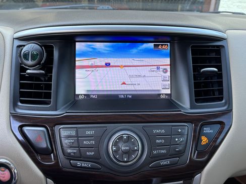 Used 2015 Nissan Pathfinder SL w/ SL Premium Package image 34