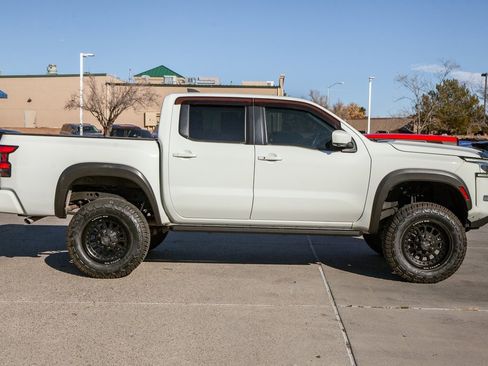 Used 2022 Nissan Frontier PRO-4X image 4