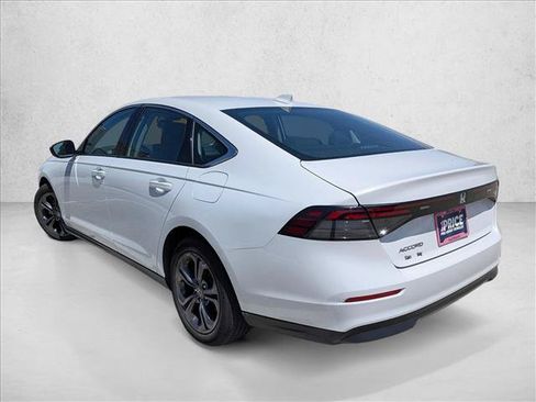 Used 2023 Honda Accord EX image 7