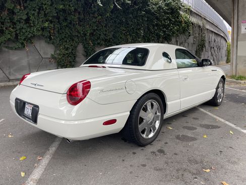 Used 2002 Ford Thunderbird image 4