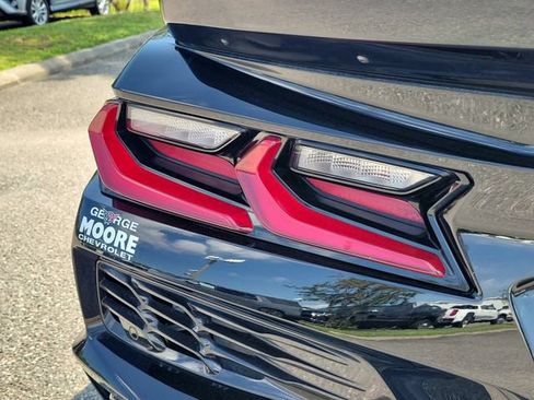 Used 2023 Chevrolet Corvette Z06 RWD image 19