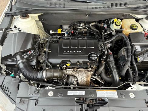 Used 2014 Chevrolet Cruze LTZ w/ Sun, Sound and Sport Package image 18