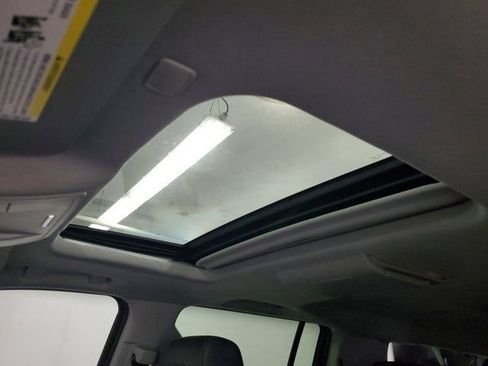 Used 2017 GMC Yukon XL Denali w/ Open Road Package image 28