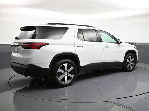 Certified 2023 Chevrolet Traverse LT w/ LT Premium Package AWD/4WD image 5