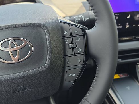 New 2026 Toyota C-HR AWD/4WD image 14