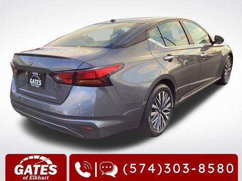 Used 2025 Nissan Altima 2.5 SV image 9