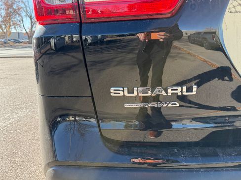 Used 2023 Subaru Ascent Limited image 7