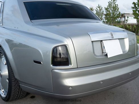 Used 2005 Rolls-Royce Phantom Sedan RWD image 66