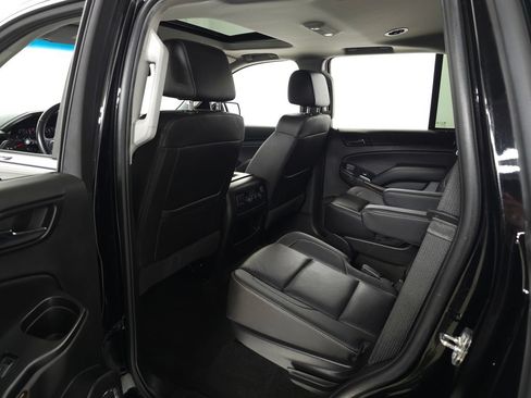 Used 2018 Chevrolet Tahoe LT w/ Luxury Package AWD/4WD image 34