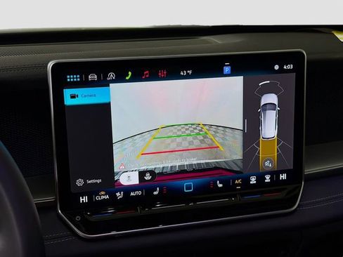 New 2026 Volkswagen Tiguan SE FWD image 16