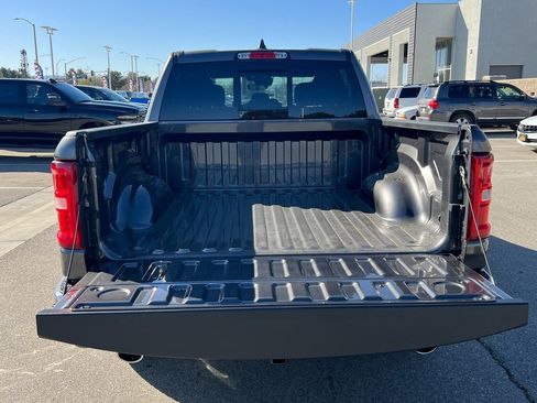 New 2026 RAM 1500 Big Horn AWD/4WD image 19
