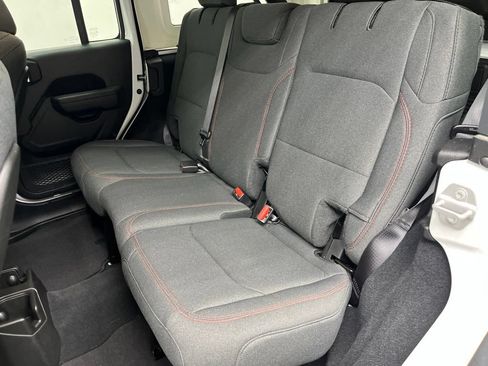 Used 2026 Jeep Wrangler Unlimited Rubicon AWD/4WD image 20