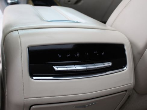 Used 2021 Cadillac Escalade Sport Platinum w/ Heavy-Duty Trailer Package image 24