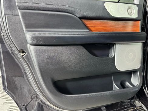 Used 2020 Lincoln Navigator L Reserve w/ Equipment Group 208A Reserve image 45