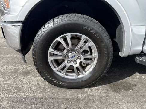 Used 2018 Ford F150 Lariat w/ Equipment Group 501A Mid image 27