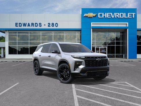 New 2026 Chevrolet Traverse RS w/ LPO, Floor Liner Package image 1