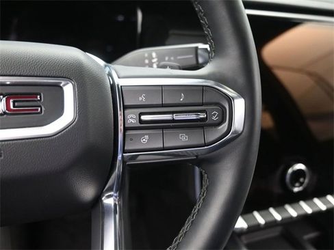 Certified 2025 GMC Acadia Elevation image 34